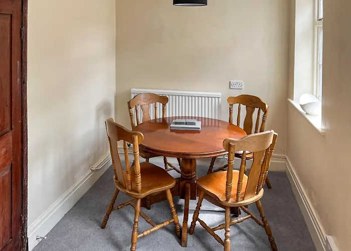 度假居 Rogue Wheldrake